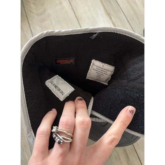 Cat & Jack Boots Little Boy 10 Black Gray Snow Water Proof Thermolite Winter - Picture 4 of 6